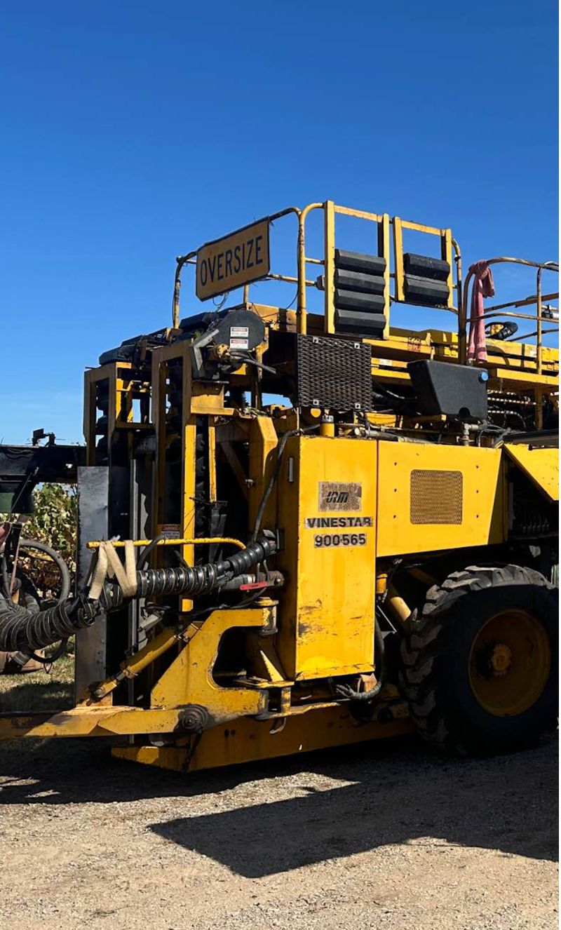 hydraulic hose of oversized vehicle equipment